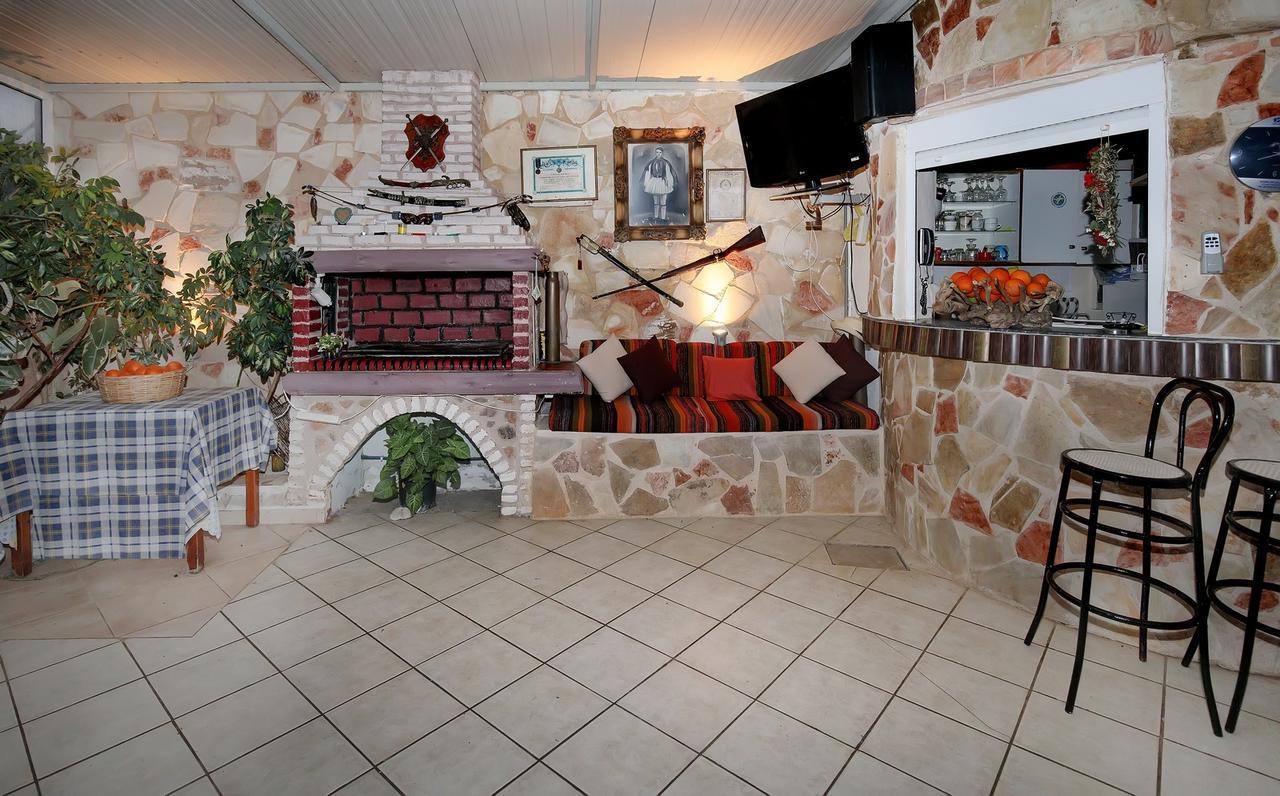 El Greco Studios Agia Marina Exterior foto
